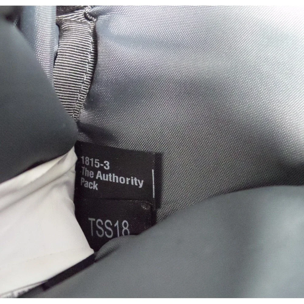 Timbuk2 The Authority Pack Laptop Backpack Black Gray Padded Travel School Work
